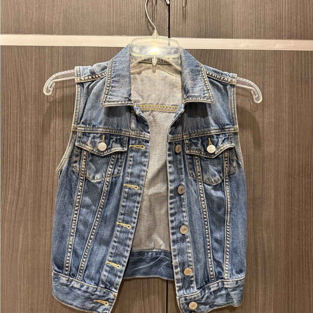 Aritzia Light Blue Denim Jacket